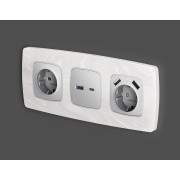 OP4110 Лицевая панель OMEGA (Серебро глянец) для розетки 2USB тип A+C QUANT