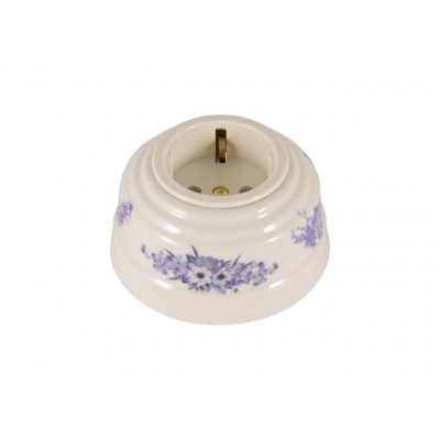 Розетка с/з золотистый саморез, цвет: белый с росписью fiori viola (синие цветы) Розетка с/з золотистый саморез, цвет: белый с росписью fiori viola (синие цветы)