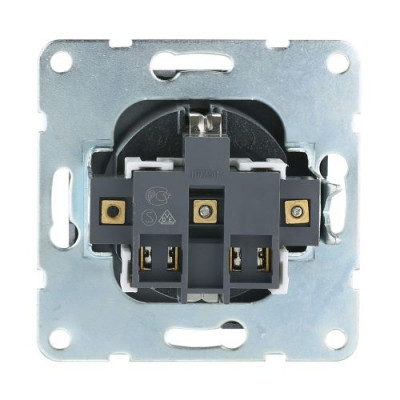 Розетка электрическая с крышкой LK60, с з/к, со шторками, серебристый металлик Розетка электрическая с крышкой LK60, с з/к, со шторками, серебристый металлик